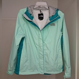 The North Face Pale Green Jacket with Hood and Water-Resistant Fabric